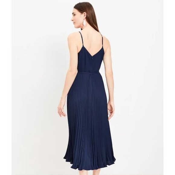 Ann Taylor LOFT Pleated Crossover Strappy Midi Dress 10 - Picture 3 of 3